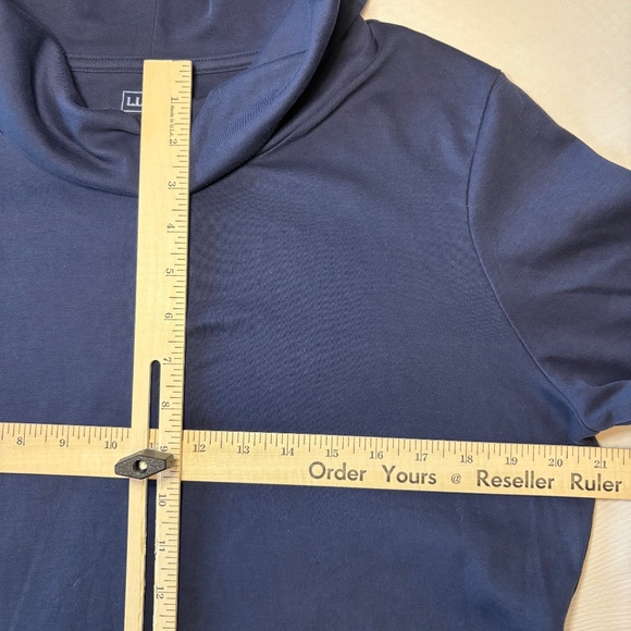 L.L. Bean 100% Supima Cotton Navy Blue  Cowl Neck Long Sleeve Large-Reg - Picture 4 of 6